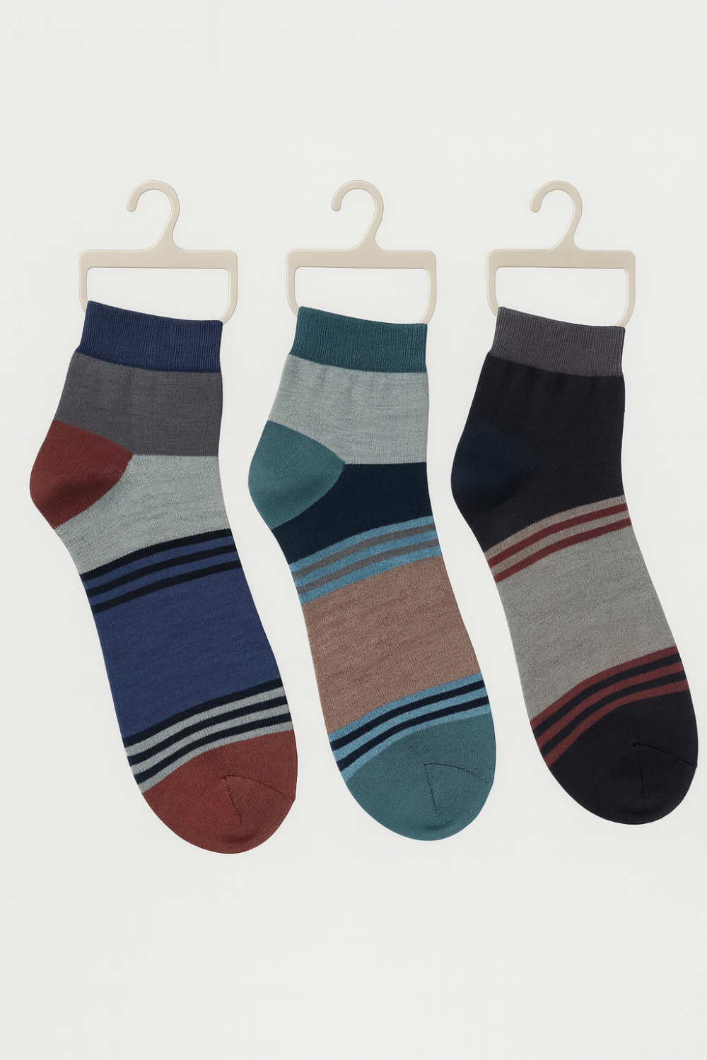 MEN’S STRIPED ANKLE SOCKS – 3-PAIR COLORBLOCK COMBO PACK